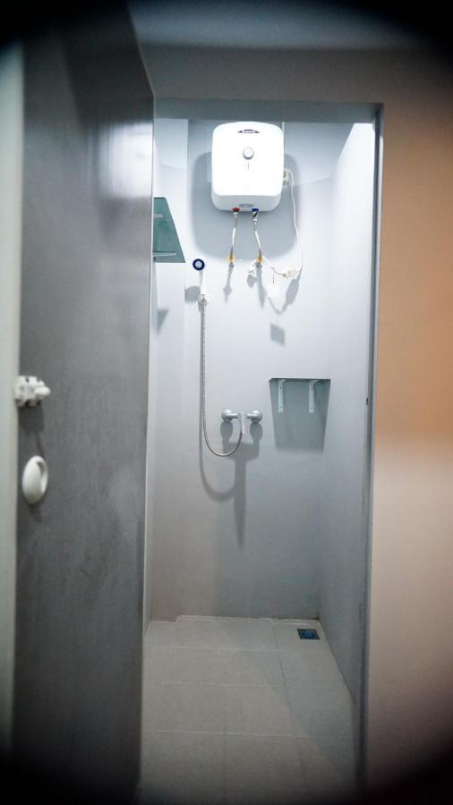Lala Hostel 반다 아세흐 외부 사진